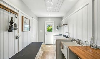 10494 Meadow Glen Way E, Escondido, CA 92026