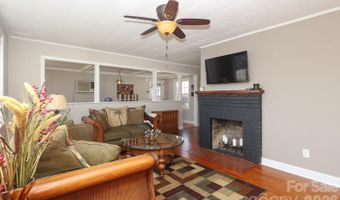 414 S Chester St S, Blacksburg, SC 29702