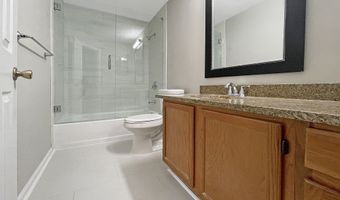 901 Wentworth Ct, Alpharetta, GA 30022