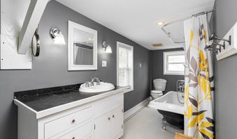 43 N Main St, Allentown, NJ 08501
