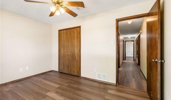 2205 Meadow Ln, Barling, AR 72923