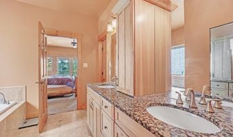 8564 Ridge Rd, Beulah, CO 81023