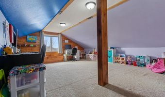 1415 Nicklaus Dr, Aberdeen, SD 57401