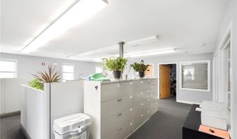 2181 Post Rd 2, Warwick, RI 02886