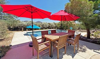 35728 Beauty Vista Ln, Agua Dulce, CA 91390