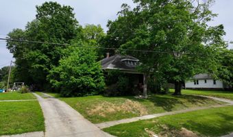 320 N Fourth St, Albion, IL 62806