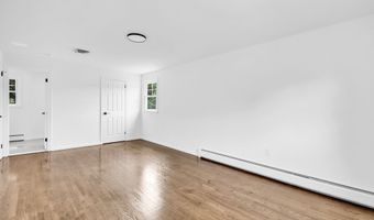 5 Butternut Dr, Bloomfield, CT 06002