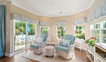 10 CHAPEL HILL Ct, Barnegat, NJ 08005