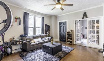 334 W 9th St, Auburn, IN 46706