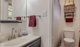 2216 Perry Dr, Abbeville, LA 70510