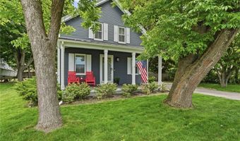 91 Sowams Rd, Barrington, RI 02806