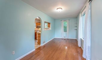 945 Rose Dr, Ann Arbor, MI 48103