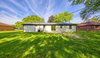 227 Poplar Grove Dr, Avon, IN 46123
