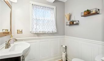 545 Victory Hwy, Burrillville, RI 02839