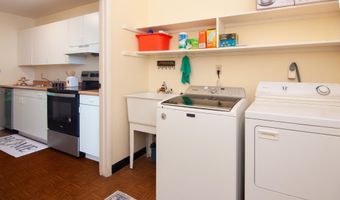 609 Watersedge Dr, Ann Arbor, MI 48105