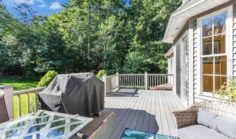 195 Steam Mill Rd, Auburn, NH 03032