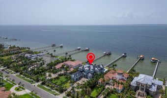 6526 Surfside Blvd, Apollo Beach, FL 33572