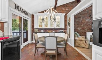 36 BEAVER Dr, Barrington, NJ 08007