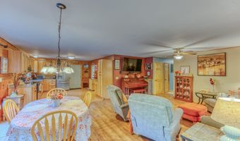 757 Maple St, Bethlehem, NH 03574