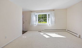 622 Wiese Rd, Cheshire, CT 06410