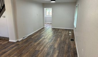 701 Thompson St, Bottineau, ND 58318