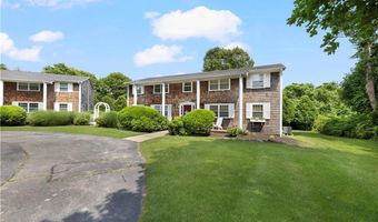 40 Prospect Ave C3, Narragansett, RI 02882