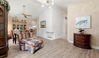 3534 WOODBURN Rd, Annandale, VA 22003