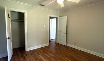 1693 Vine St, Biloxi, MS 39531