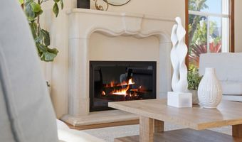 1800 Versailles Ave, Alameda, CA 94501