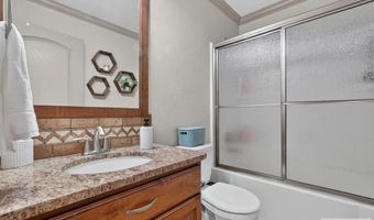 1361 Sawtooth St, Chubbuck, ID 83202