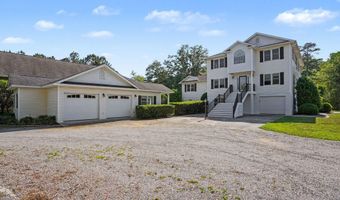 9854 Rivergate Rd NW, Ash, NC 28420