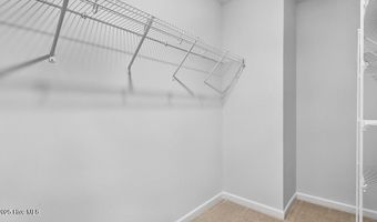 1049 Misty Creek Dr, Aberdeen, NC 28315