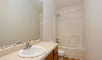 1246 SE Village View Ln, Ankeny, IA 50021