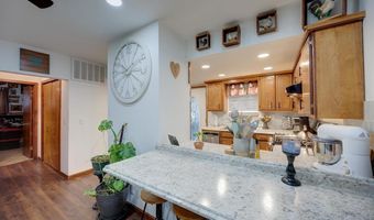 706 S B St, Arkansas City, KS 67005