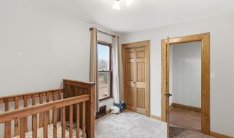136 1st Ave, Alden, MN 56009