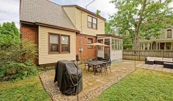 5 Kakely St, Albany, NY 12208