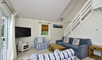 24 Redwood Dr, Narragansett, RI 02882