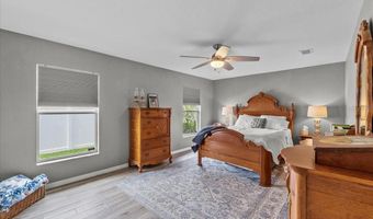 157 ALEXANDER ESTATES Dr, Auburndale, FL 33823