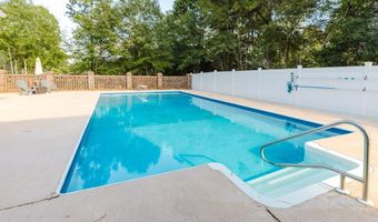 226 Edgewood Dr, Americus, GA 31709