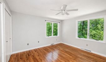 98 Fairy Dell Rd, Clinton, CT 06413