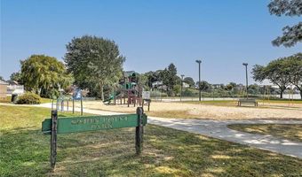 93 Narragansett Ave, East Providence, RI 02915