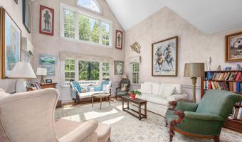 4323 Main St, Barnstable, MA 02630
