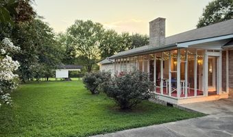 920 Wolf Creek Rd, Albertville, AL 35951