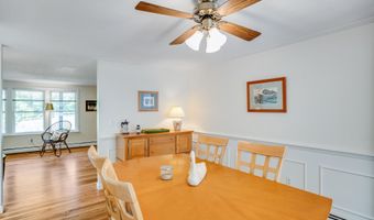 240 Bragg's Ln, Barnstable, MA 02630