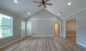 206 Riverchase Dr, Bainbridge, GA 39819