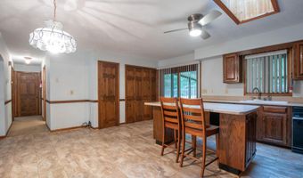 17183 Dogwood Dr, Abingdon, VA 24210