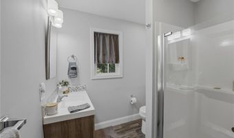 252 Wolf Rock Rd, Exeter, RI 02822