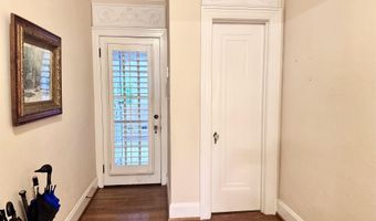 102 Jackson St, Albertville, AL 35950