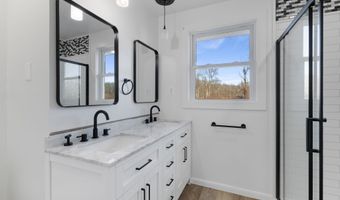 475 Parum Rd, Colchester, CT 06415