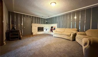 613 Pennsylvania Ave, Adrian, MN 56110